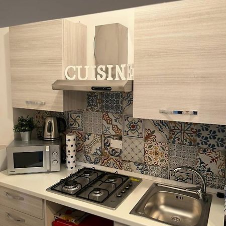 Chiaia Home 23 Napoli Bagian luar foto