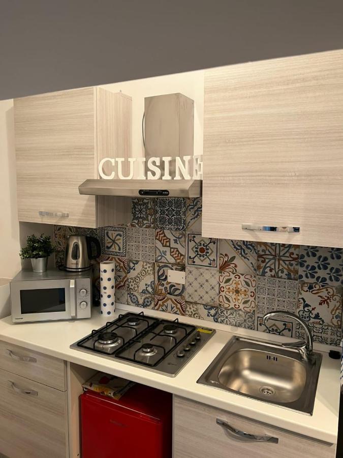 Chiaia Home 23 Napoli Bagian luar foto